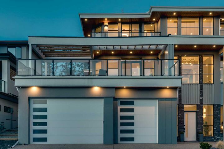 Property Photo: 800 Elkton Close SW AB T3H 1W6