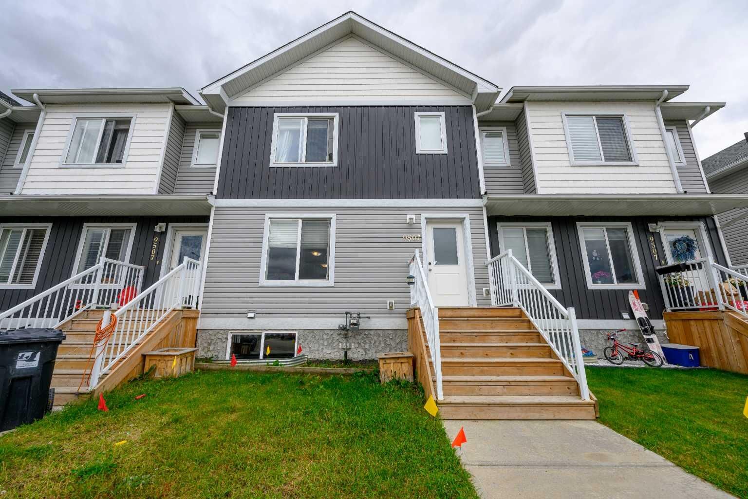 Property Photo:  9507B 112 Avenue  AB T8X 5C8 