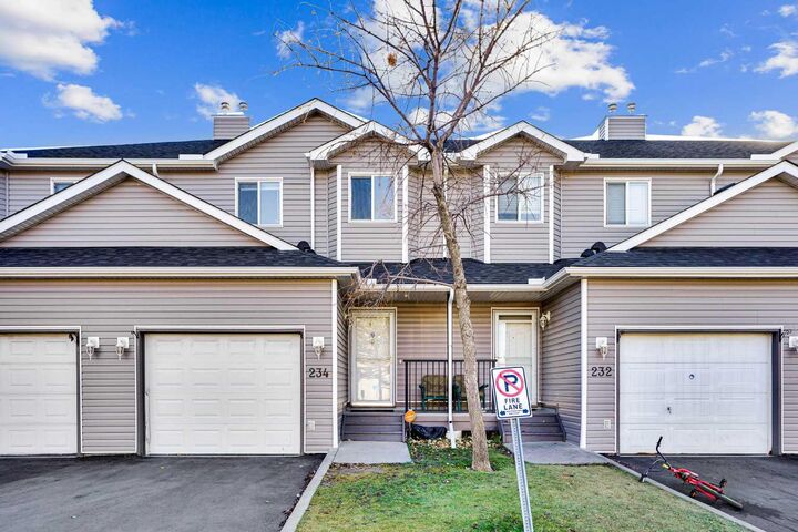 Property Photo:  234 Taracove Place NE  AB T3J 4T4 