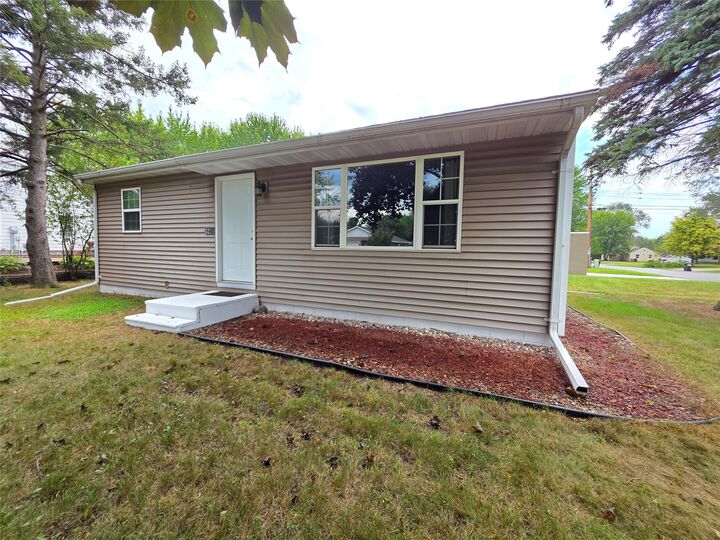 Property Photo:  3250 Melby Street  WI 54703 