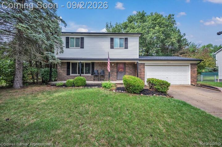 Property Photo: 1081 Keble Lane MI 48371