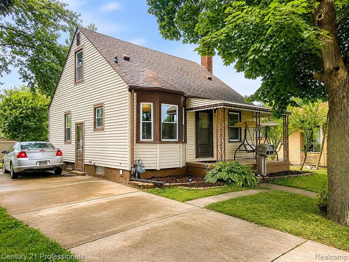 Property Photo:  7150 Ziegler Street  MI 48180 