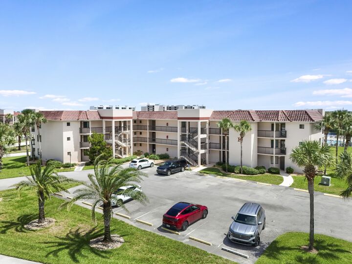 Property Photo:  4250 S A1a K33  FL 32080 