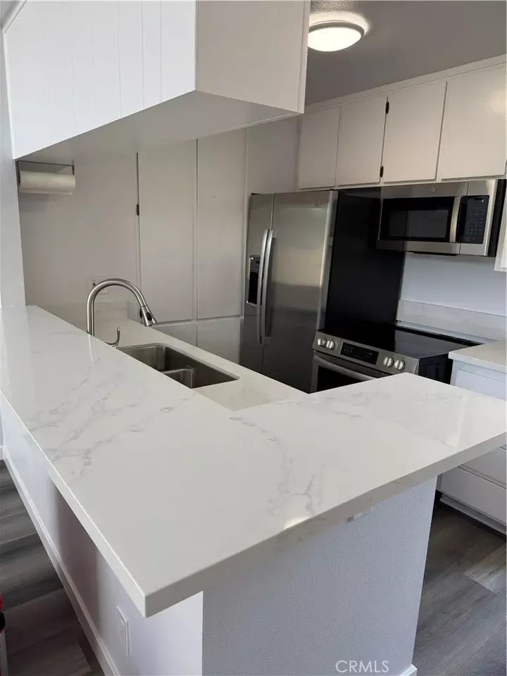 Property Photo:  832 Coriander D  CA 90502 