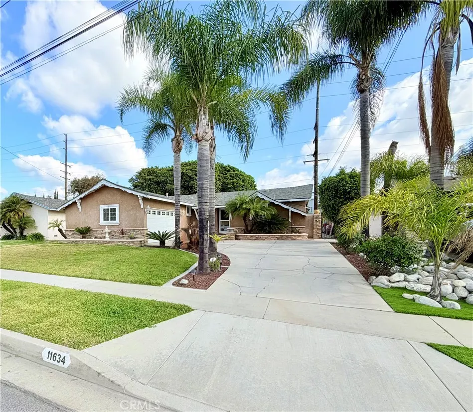 Property Photo:  11634 Singleton Drive  CA 90638 