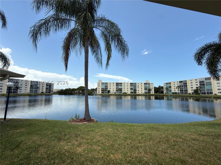Property Photo: 141 SE 3rd Ave 106 FL 33004