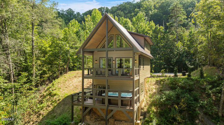 Property Photo:  1920 Smoky Cove Road  TN 37876 