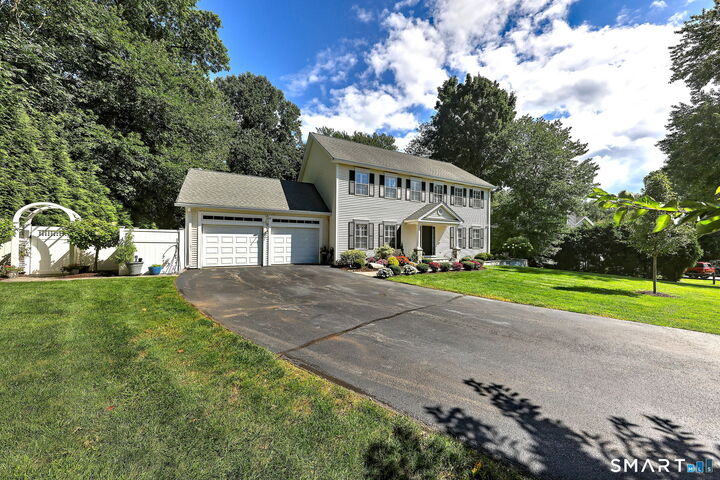 Property Photo:  72 Westport Place  CT 06461 