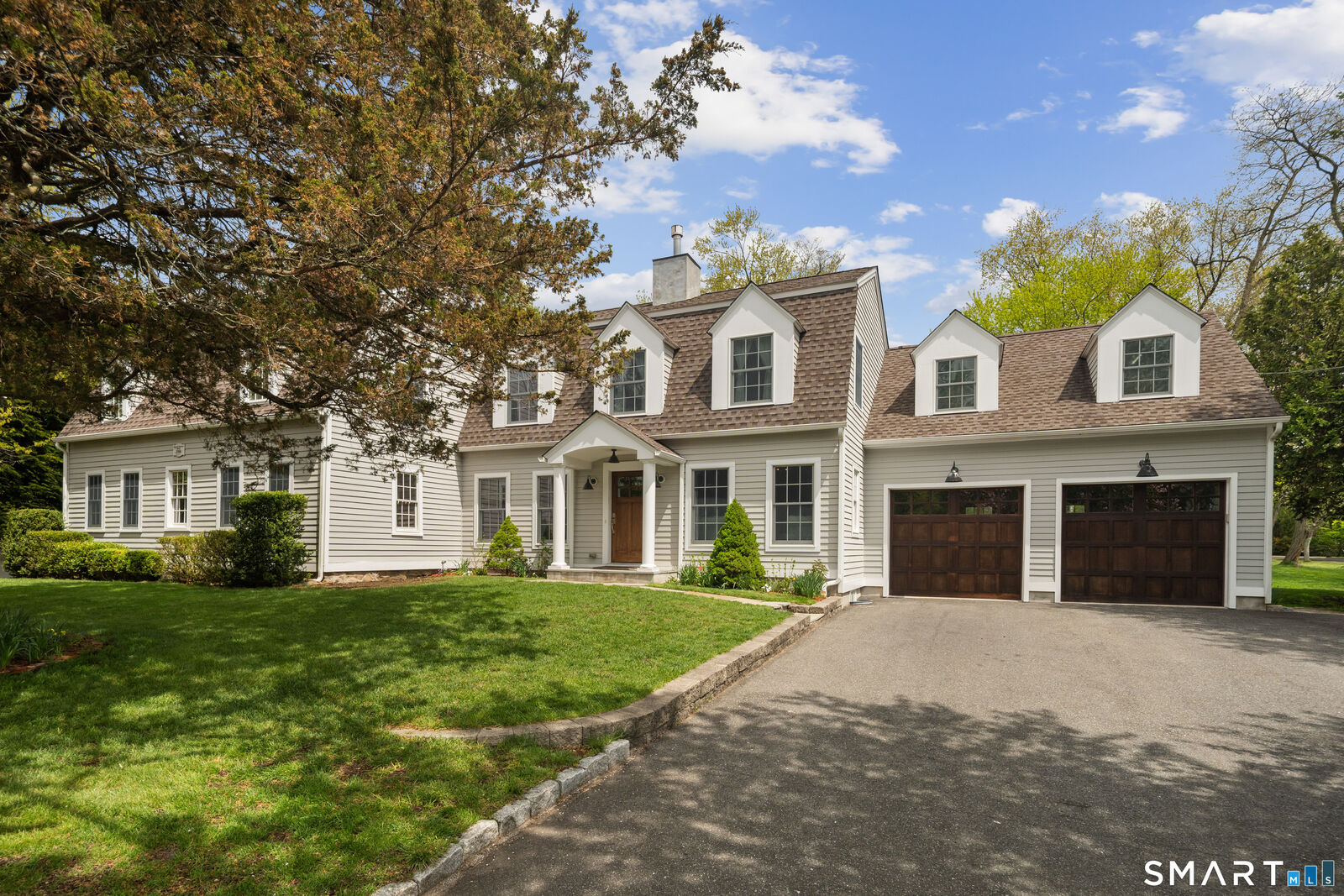 Property Photo: 28 Bulkley Avenue North CT 06880