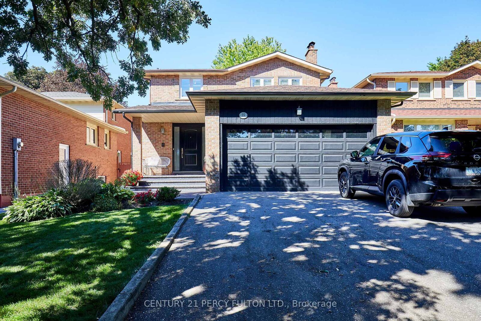 Photo de la propriété:  35 Ashland Crescent  ON L3P 3Z9 