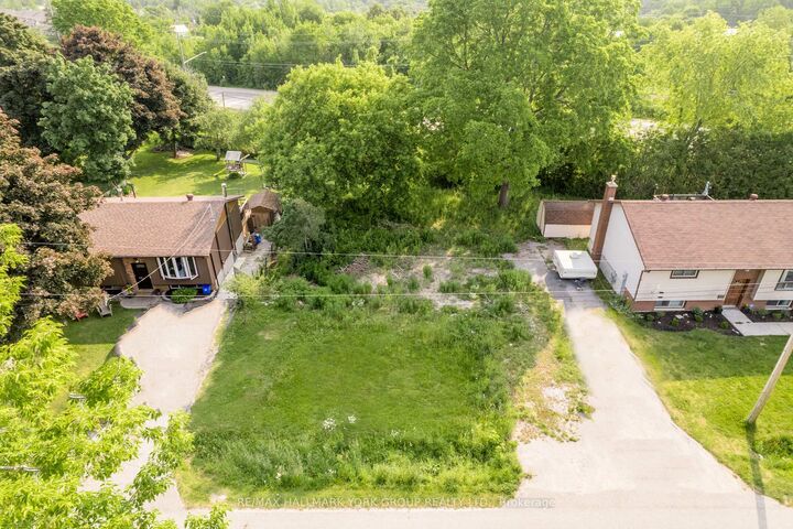 Property Photo:  10 First Street  ON L3V 4A9 