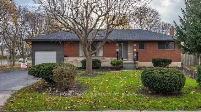 Property Photo:  43 Patterson Avenue Bsmt  ON N3S 6X1 