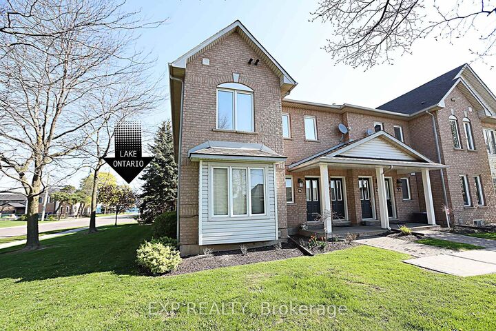 Property Photo:  2 Harbour Drive 9  ON L8E 6B1 