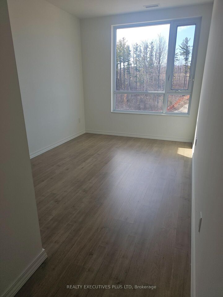 Property Photo:  191 Elmira Road S 506C  ON N1K 0E5 