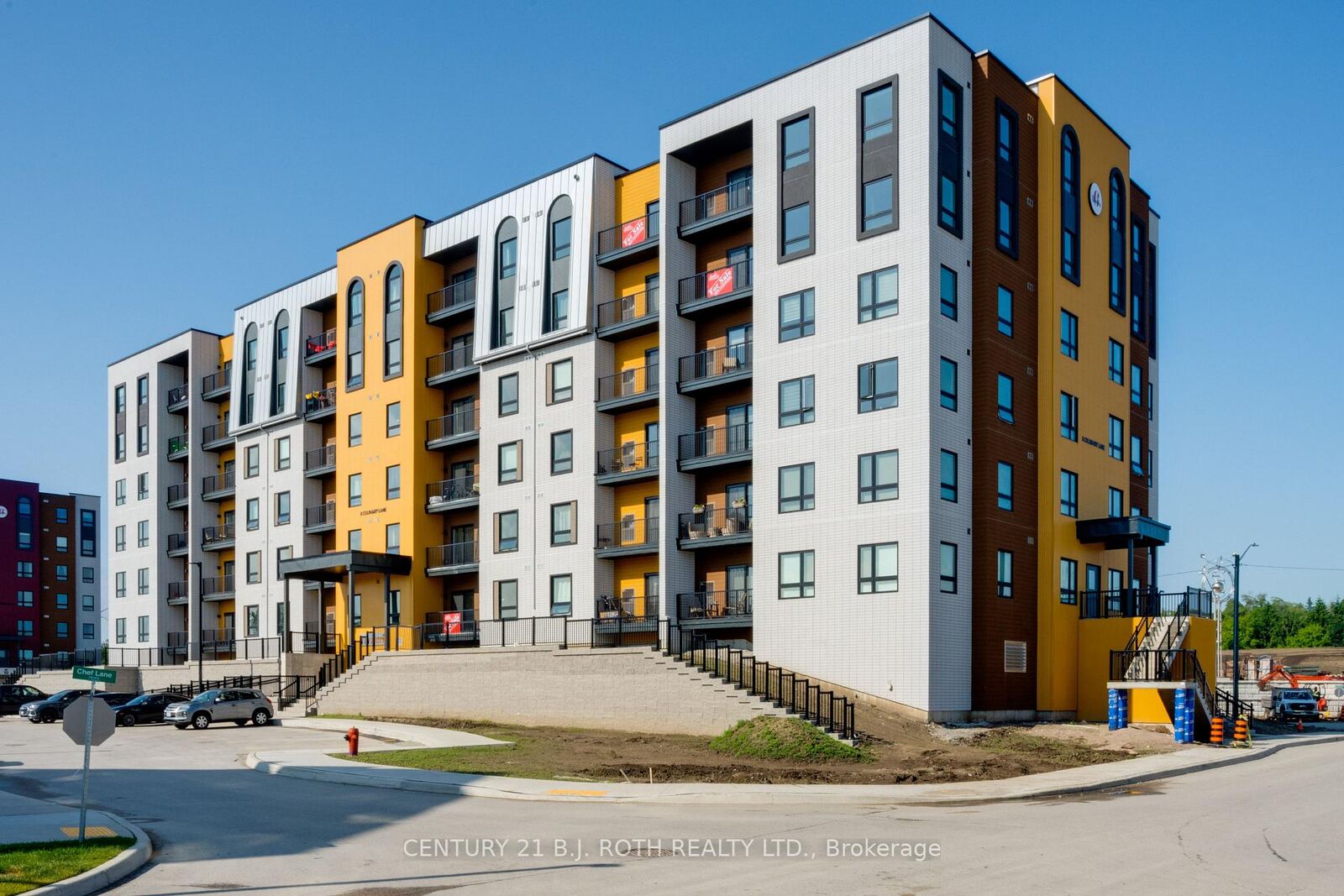 Property Photo:  8 Culinary Lane 308  ON L9J 0T2 
