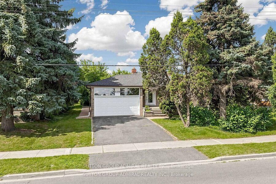Property Photo:  129 Crestwood Road Upper  ON L4J 1A7 