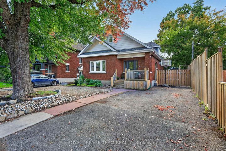 Property Photo:  10 Clarendon Avenue  ON K1Y 0P2 