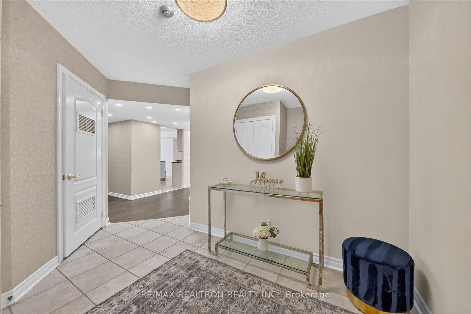 Property Photo:  55 The Boardwalk Way 307  ON L6E 1B7 