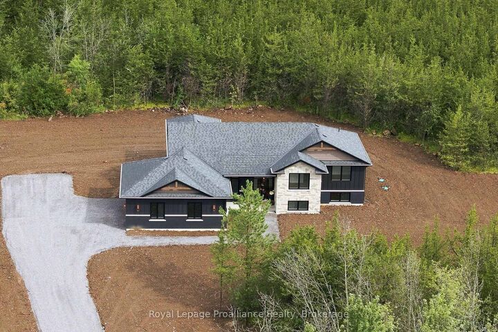 Property Photo:  713 Callaghan Road  ON K0K 2N0 