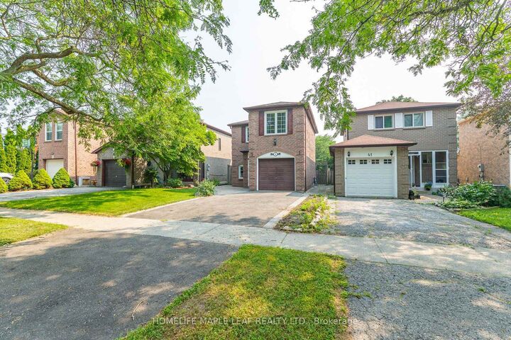 Property Photo:  43 Barrett Crescent  ON L1T 2C4 