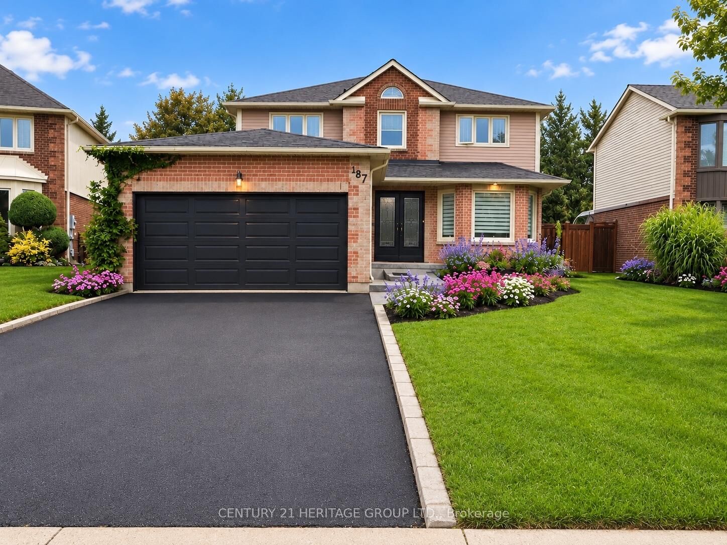 Property Photo:  187 Glenway Circle  ON L3Y 7S5 