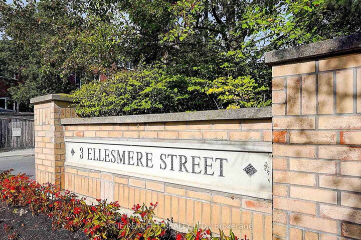 Property Photo:  3 Ellesmere Street 607  ON L4B 4N2 