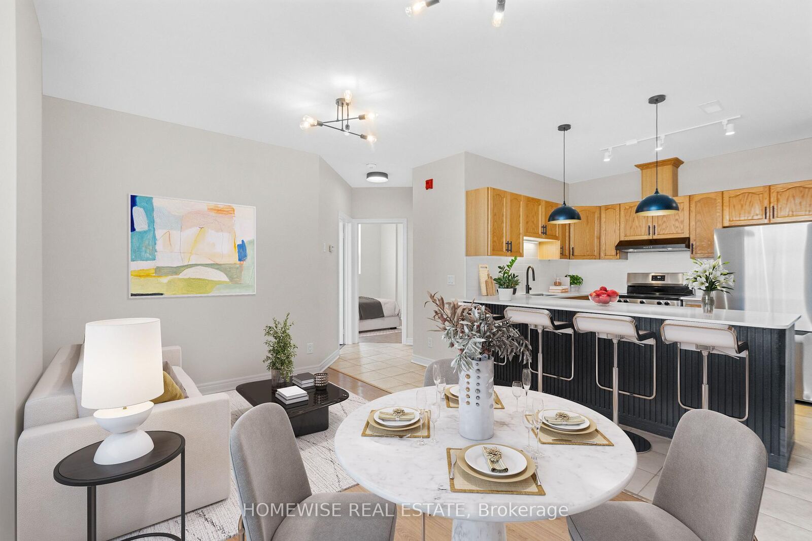 Property Photo:  3635 Dundas Street W 1  ON M6S 2T2 