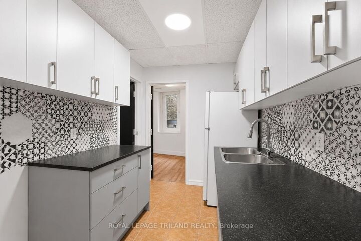 Property Photo:  525 Richmond Street 1  ON N6A 3E8 