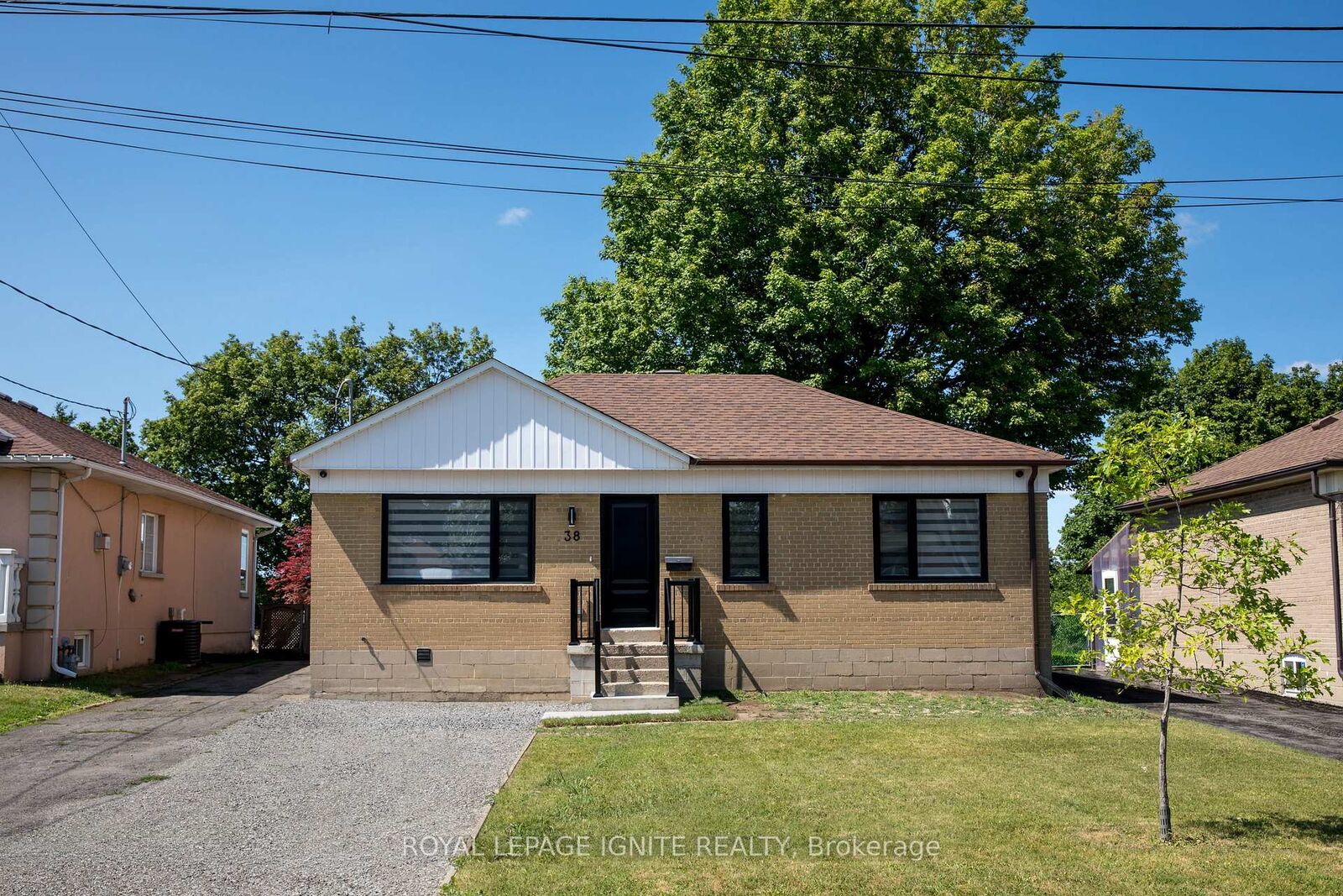 Property Photo:  38 Parent Avenue Bsmt  ON M3M 1Z7 