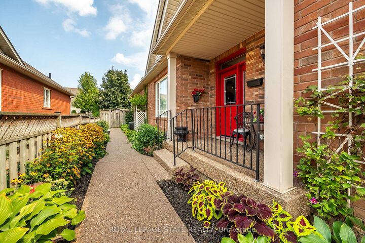 Property Photo:  159 Thoroughbred Boulevard  ON L9K 1N2 
