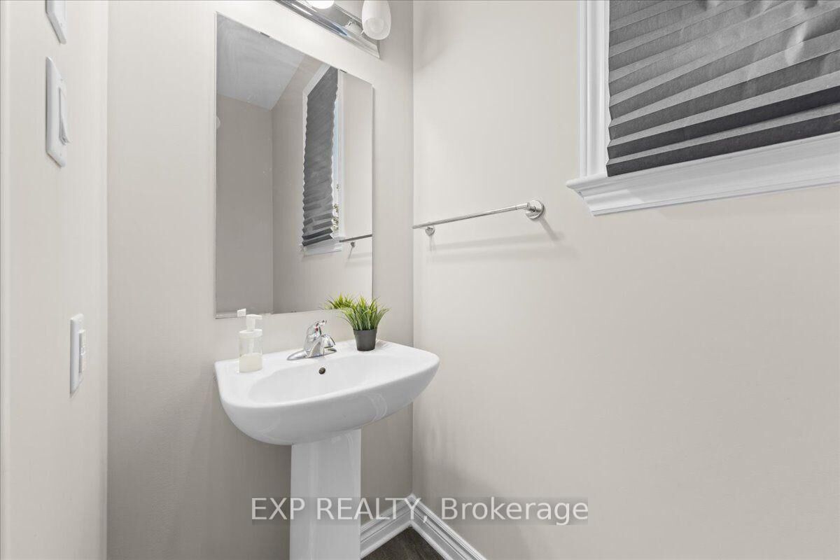 Property Photo:  10 Duncanville Street  ON K0G 1L0 