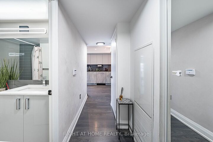 Property Photo:  30 Gibbs Road 1309  ON M9B 0E4 
