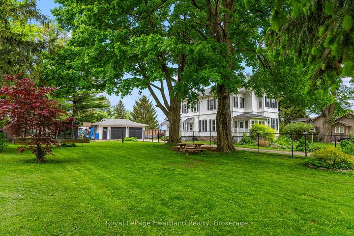 Property Photo:  1047 Gibson Street  ON N0G 2X0 