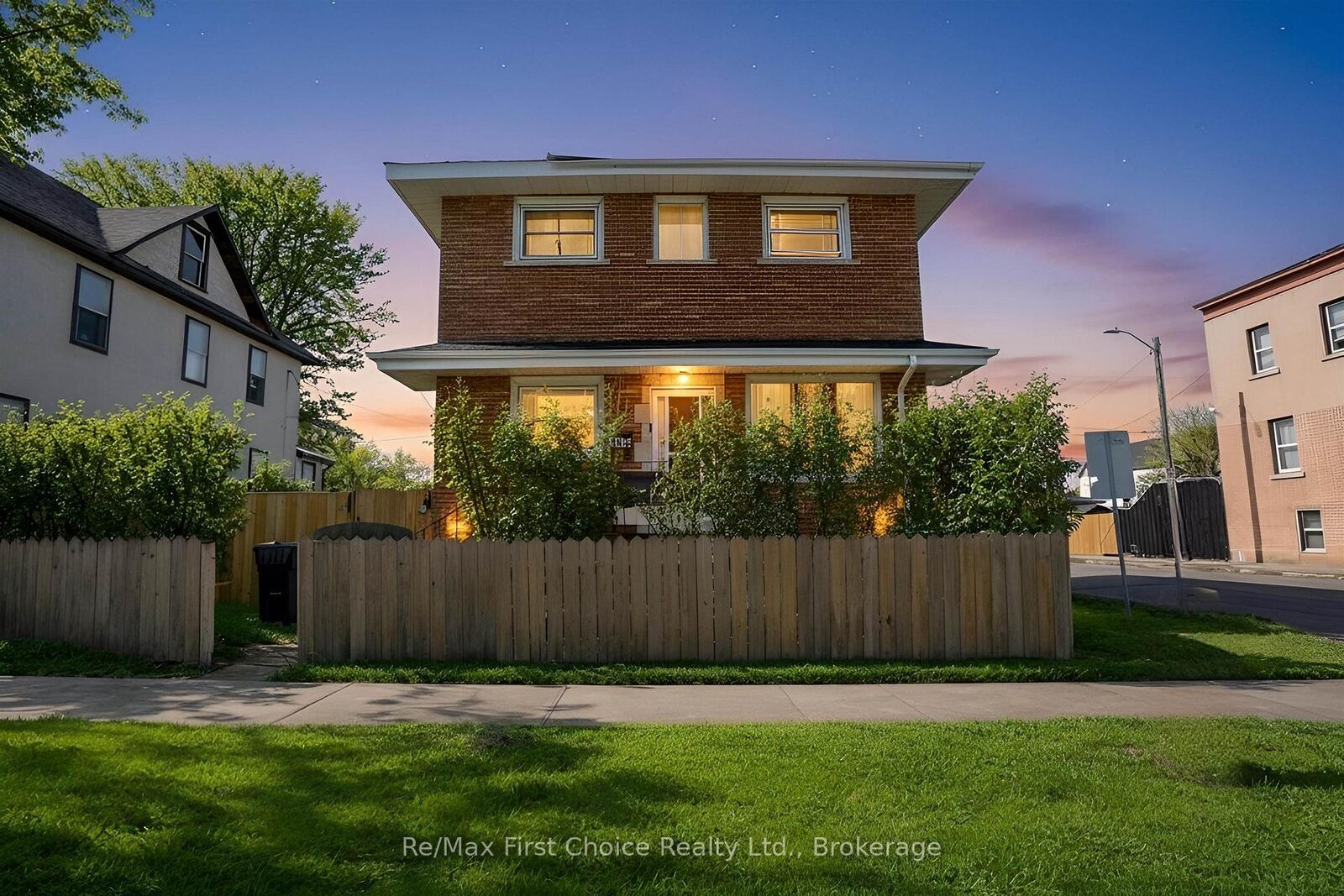 Property Photo:  138 Rowand Street  ON P7C 2P2 