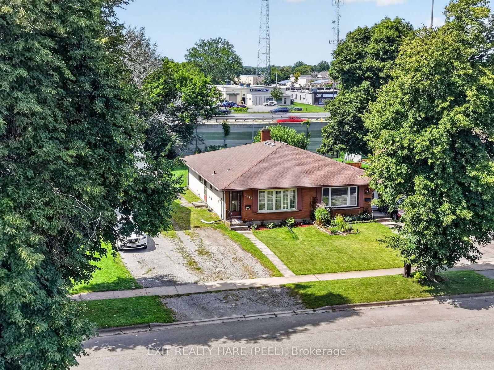 Property Photo:  4541 Sussex Drive  ON L2E 6S1 