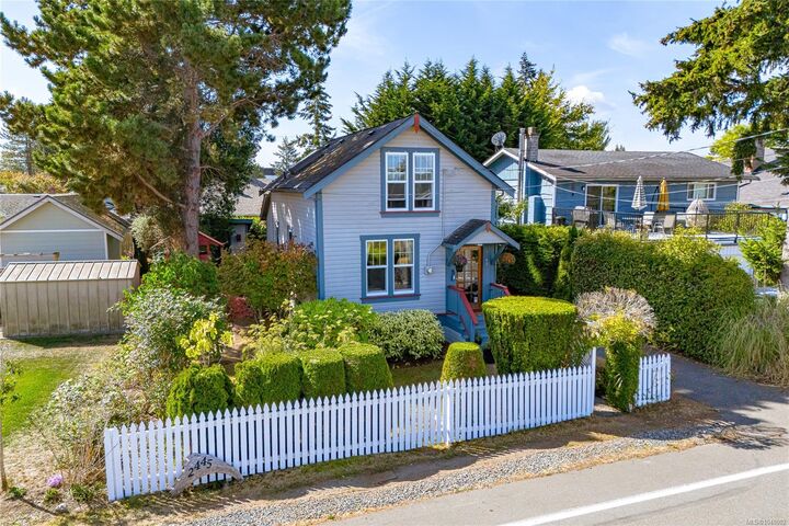 Property Photo:  2445 Amelia Ave  BC V8L 2J4 