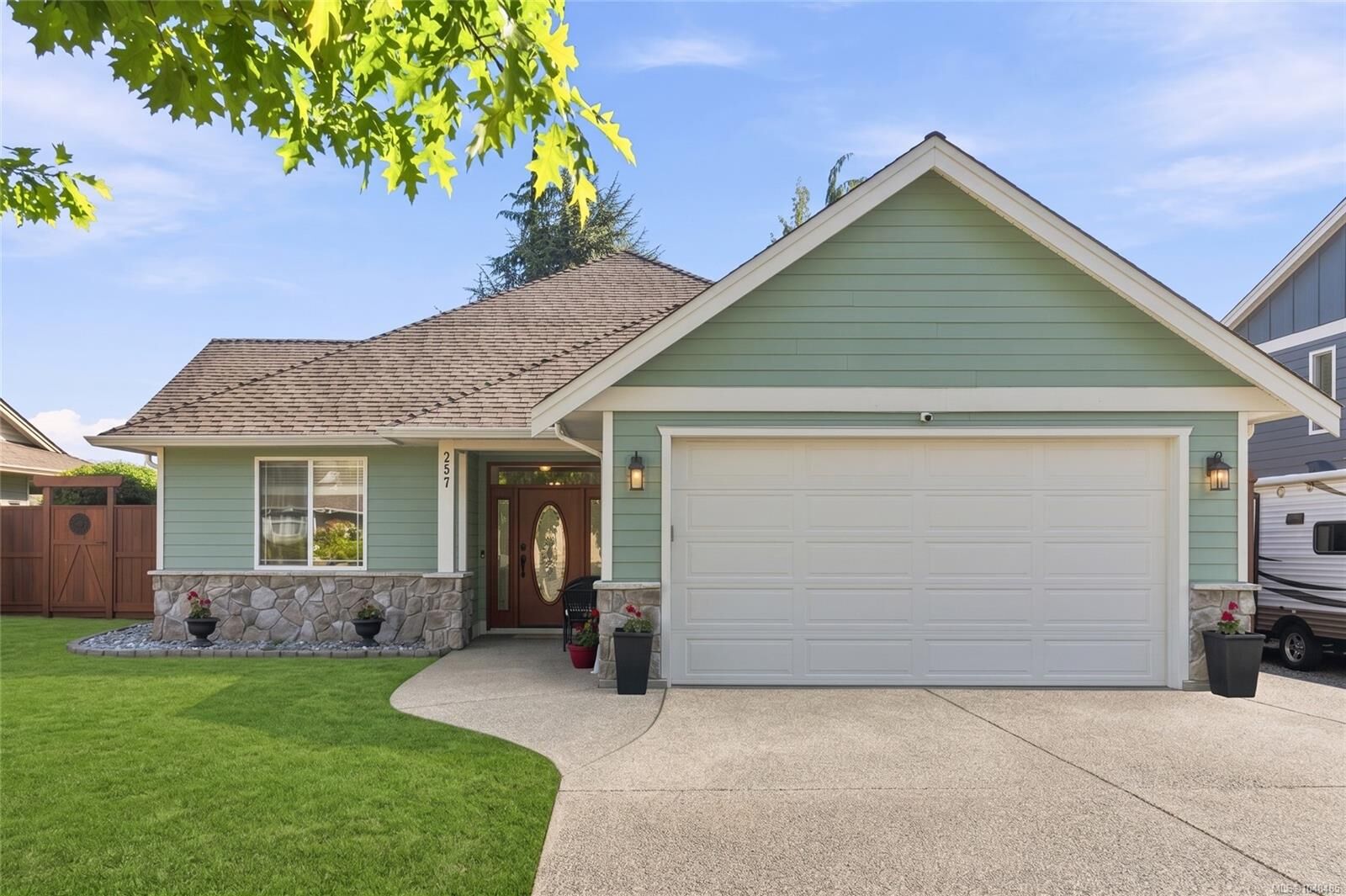 Property Photo:  257 Lodgepole Dr  BC V9P 2Z6 