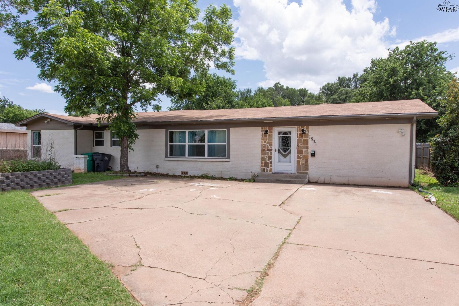 Property Photo:  1803 Midwestern Parkway  TX 76302 