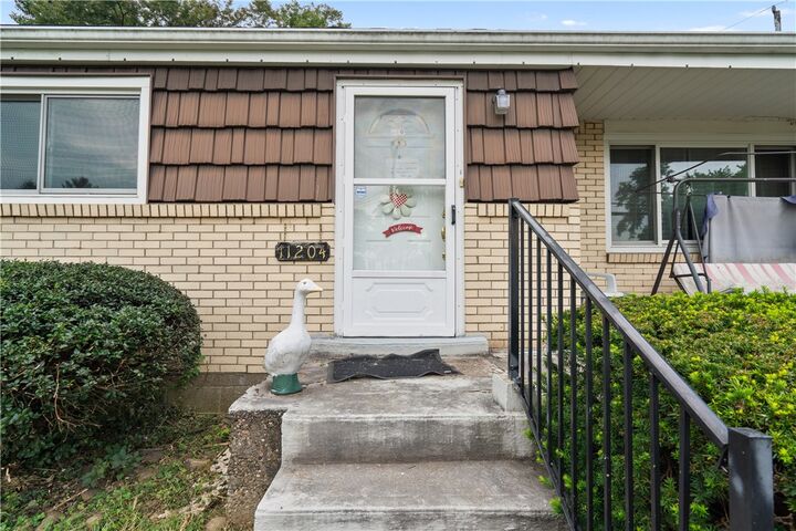 Property Photo:  11204 Azalea Dr  PA 15235 