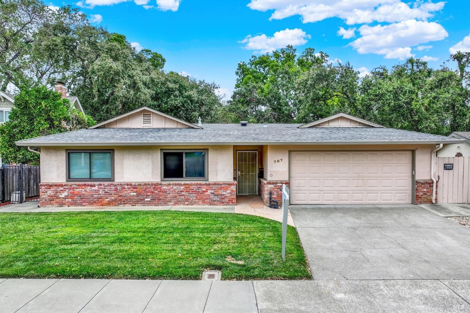 Property Photo:  707 Linwood Street  CA 95688 