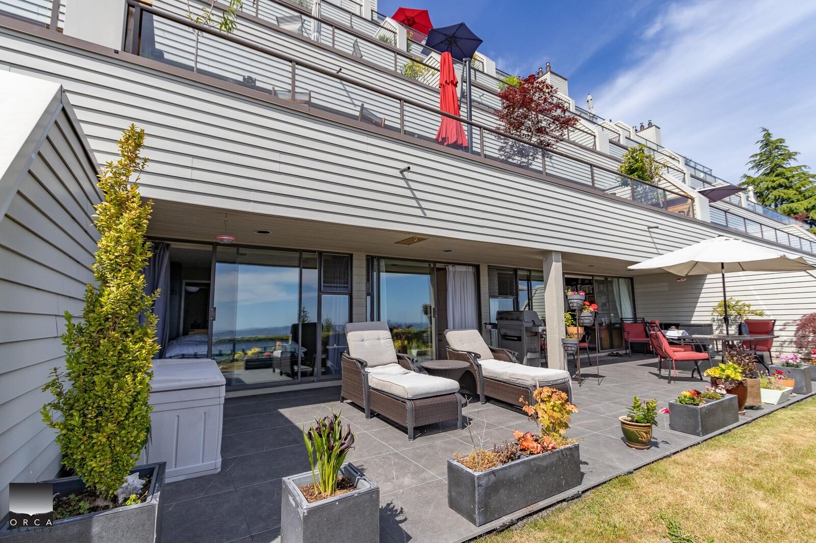 Property Photo:  2246 Folkstone Way 11  BC V7S 2Y7 
