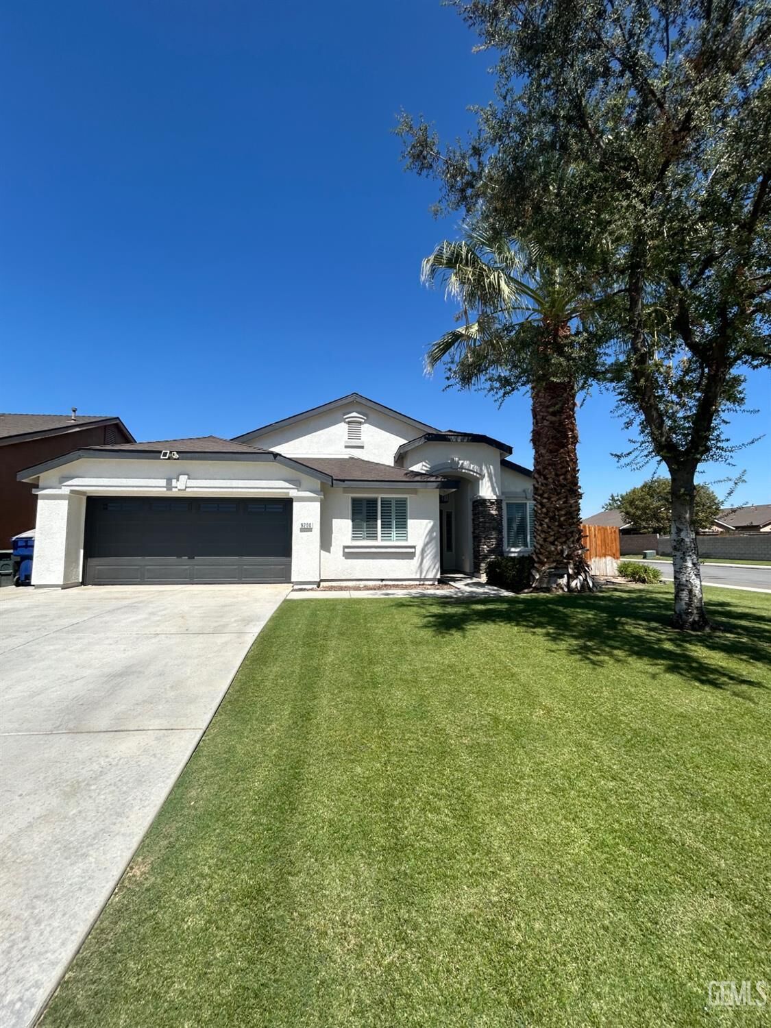 Property Photo: 9200 Butterfly Rose Avenue CA 93311