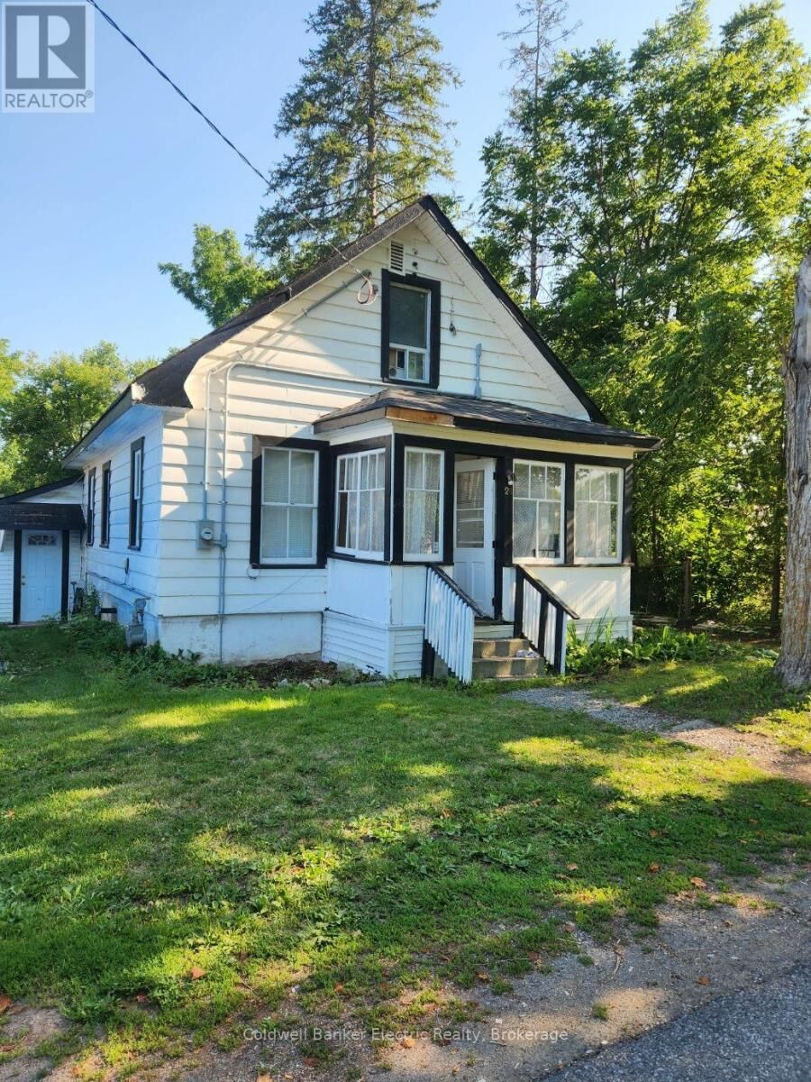 Property Photo: 24 East Victoria Street East ON K0L 2W0