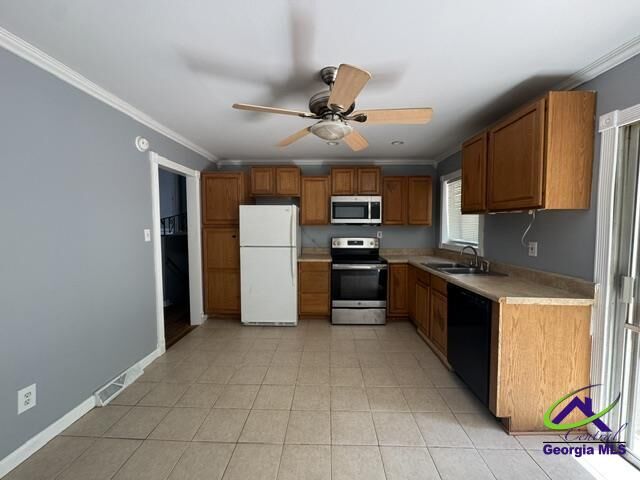 Property Photo: 111 Glendale Court GA 31088