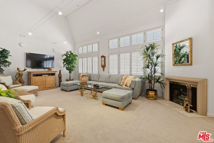 Property Photo:  4235 Mary Ellen Ave, Unit 303  CA 91604 