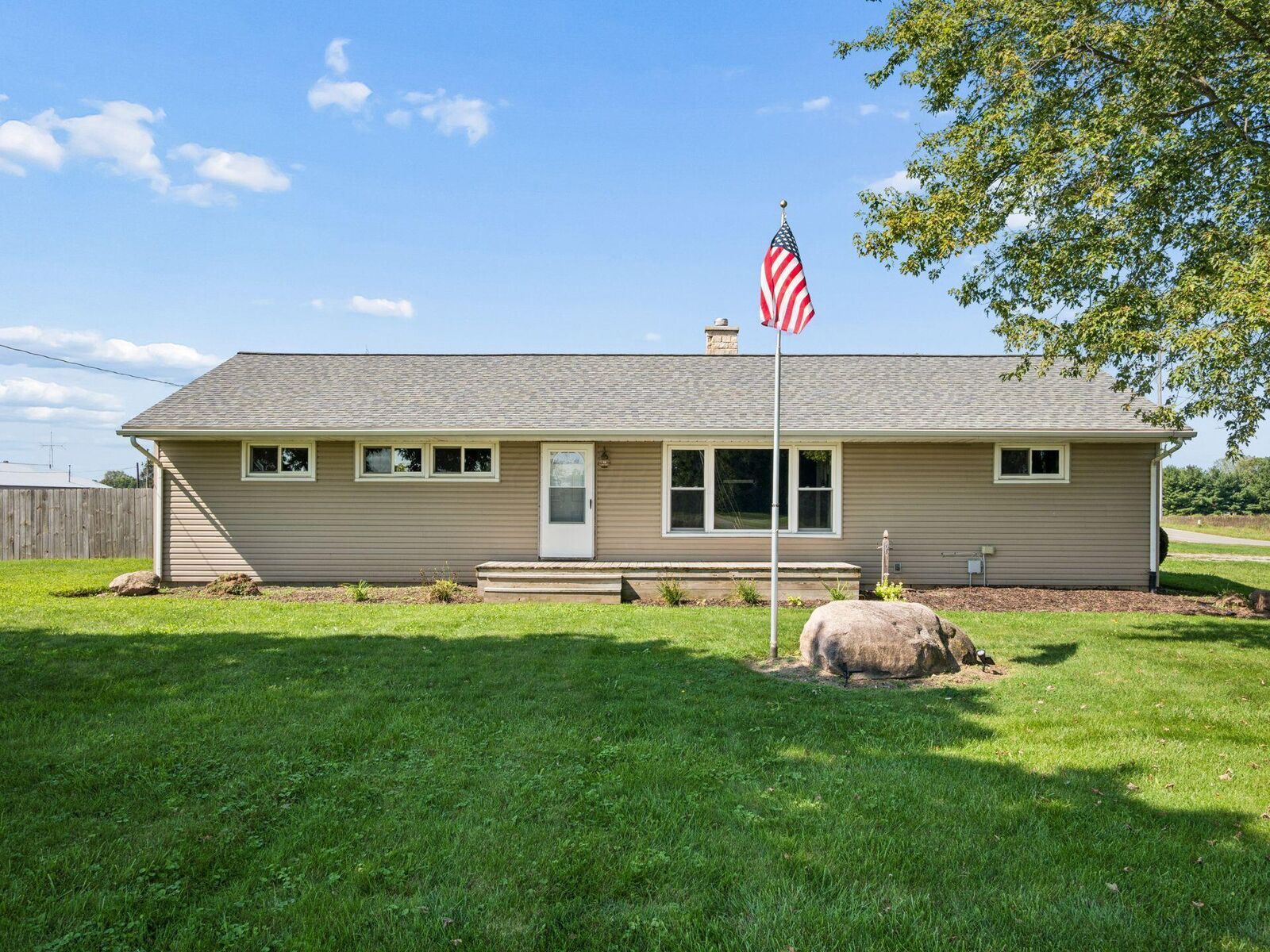 Property Photo:  31039 State Route 37  OH 43344 