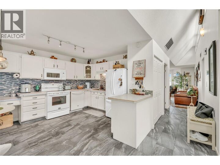 Property Photo:  11222 Quinpool Road 1  BC V0H 1Z5 