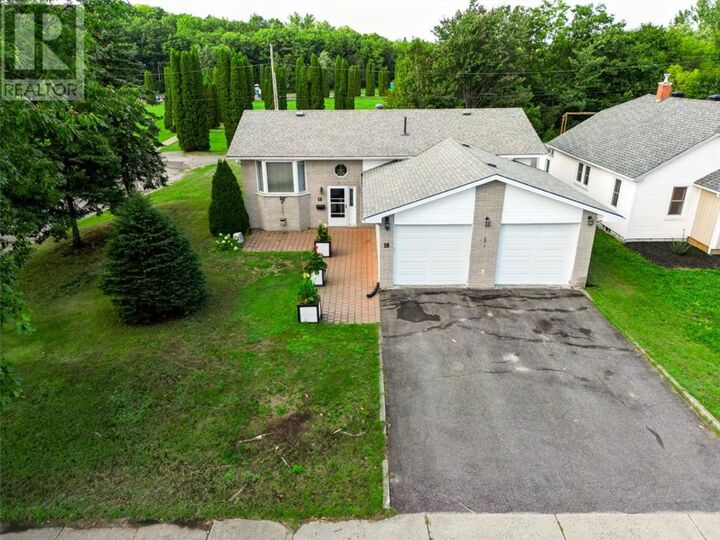 Property Photo:  18 Lindsley Street  ON P0M 1S0 