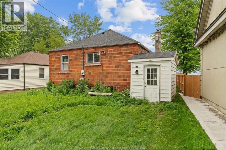 Property Photo: 390 East Beach ON N9H 3V7