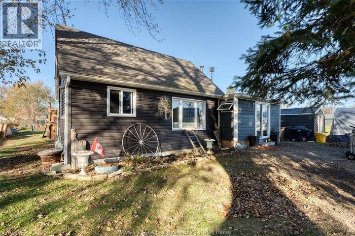 Property Photo: 625 Sydenham Street ON N0R 1G0
